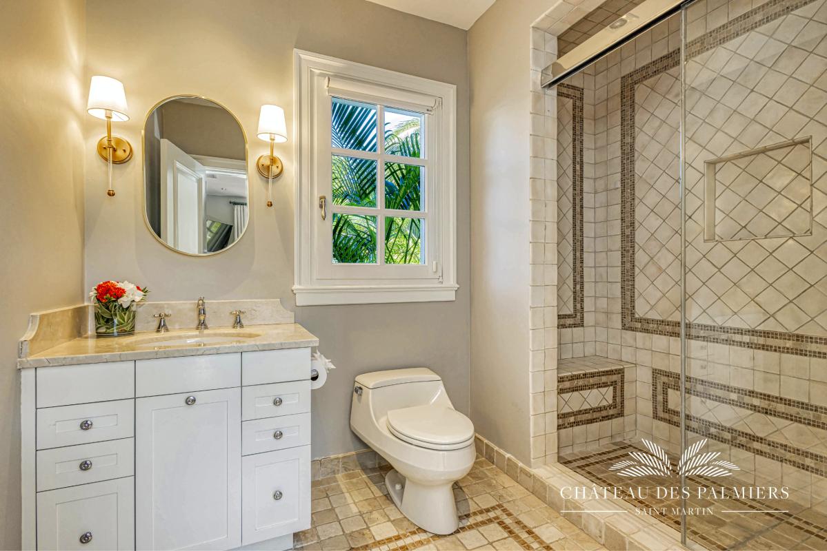 33.Location villa Chateau des Palmiers accés mer Terres Basses Saint Martin